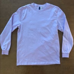 Light pink/purple longs sleeve T-shirt